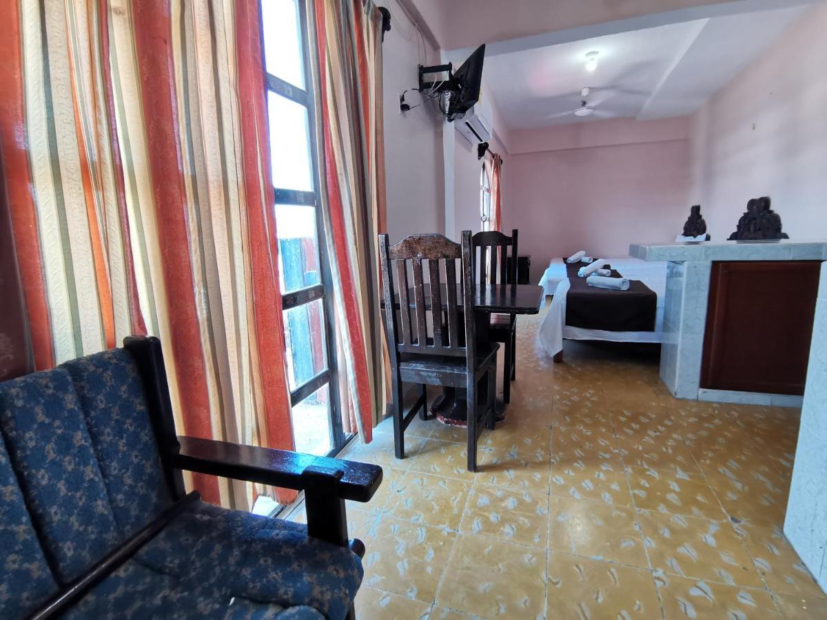 Hotel Colonial San Carlos Cancun Centro Extérieur photo