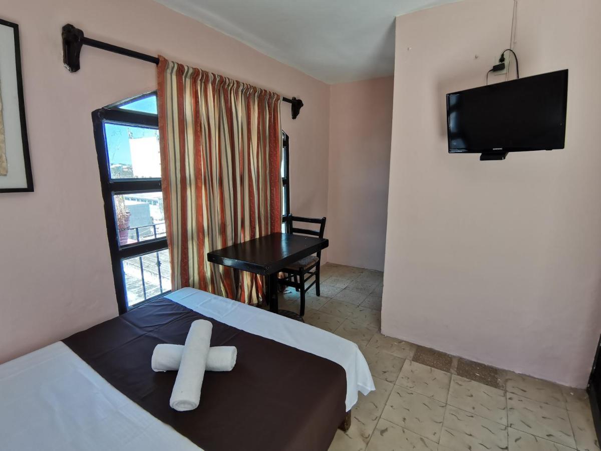 Hotel Colonial San Carlos Cancun Centro Extérieur photo
